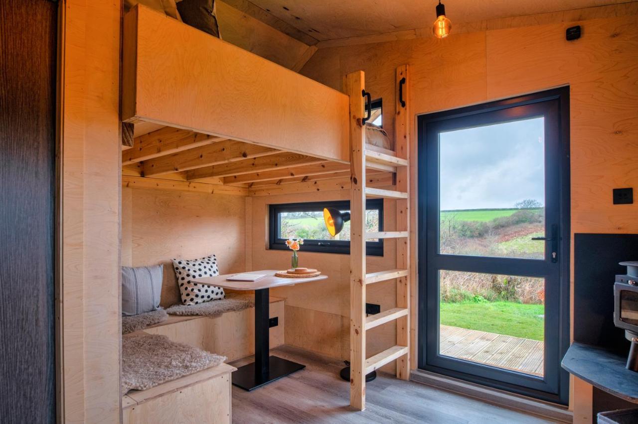 Luxury Glamping Cabin With Outdoor Bath On Cornish Flower Farm Truro Kültér fotó