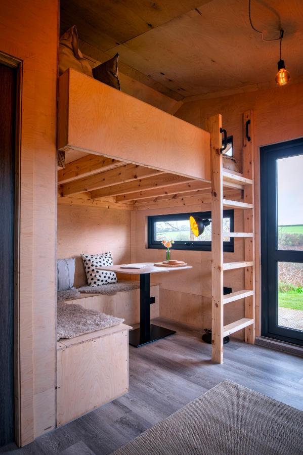Luxury Glamping Cabin With Outdoor Bath On Cornish Flower Farm Truro Kültér fotó